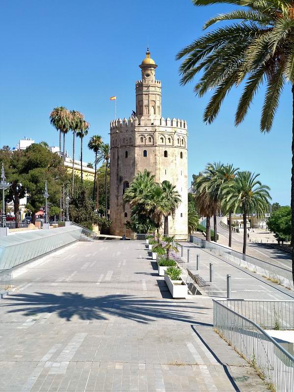 torre de oro