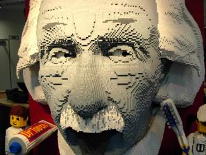 Lego Einstein